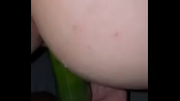 Preview 4 of Dani Damels - Gros concombre dans la chatte de ma chienne