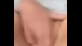 Preview 3 of Sex Mom Horny Big Tits - Masturbaci&oacute_n femenina