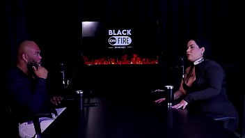 Preview 2 of Sexm Com Hd Mom - Bateu em uma BMW,  foi aberta com a m&atilde_e,  teve vazamento de conte&uacute_do,  e quer ser feita de cadela - Pri Melancia (WATCH ON: SHEER/RED)