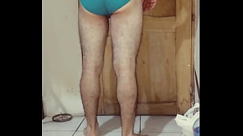 Preview 1 of Teen Hindi Movie Sax - Cachondo en mi casa