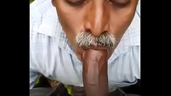 Preview 3 of Mompov Paulina - Bottom desi uncle sucking cock outdoor in jungle 1