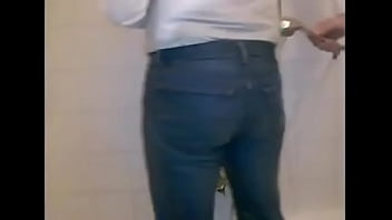 Preview 4 of Sex Old Young Teen - Jeans Shower in tight Levis 501