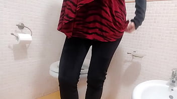Preview 2 of Sex With You On - I love to relax on the toilet and free myself after a long day of work