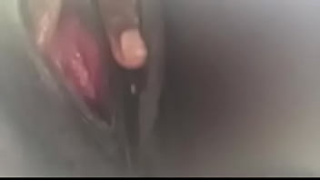Preview 4 of Pizde Flocoase - Gabonaise masturbation solo