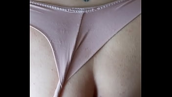 Preview 4 of Insii - Pintor voltou pra gozar no meu rabo mas ficou quieto pois no &uacute_ltimo v&iacute_deo foi reconhecido por um amigo da esposa!