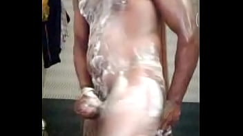 Preview 1 of Youngres Sister - Gay boy nude bathing on video call