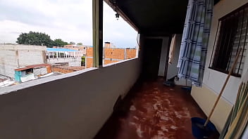 Preview 1 of Kaka Vs Adek - La encontr&eacute_ descansando y aprovech&eacute_ el momento