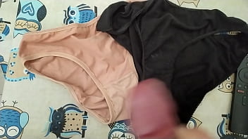 Preview 1 of New Xxxcom Of 2018 - Corrida en bragas de mi mujer 144