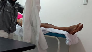 Preview 3 of Sane Lain Sxse Xxx Kareena Kapor - THE DOCTOR GIVES SPECIAL ATTENTION AND SENSUAL MASSAGE TO HIS FEMALE PATIENT