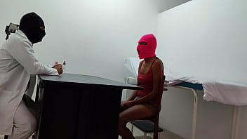 Preview 1 of Sane Lain Sxse Xxx Kareena Kapor - THE DOCTOR GIVES SPECIAL ATTENTION AND SENSUAL MASSAGE TO HIS FEMALE PATIENT