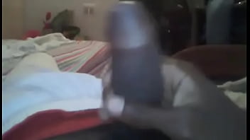 Preview 1 of Necro Porn Neck Snap - Masturb&aacute_ndome en casa