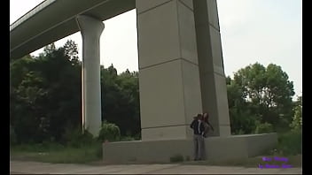 Preview 2 of Guinee Conakry - Porta una giovane puttana a scopare sotto un ponte di un parco pubblico