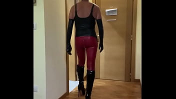 Preview 3 of Full Porm Movis - Latexitaly in female rubber style
