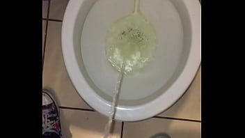 Preview 3 of Gf Pale Porn - Orinando b. / Pissing d.