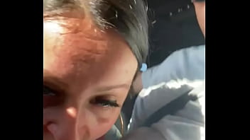 Preview 1 of Machonas Con Lesbianas - She snuck out back to suck my dick while her man was in the shower