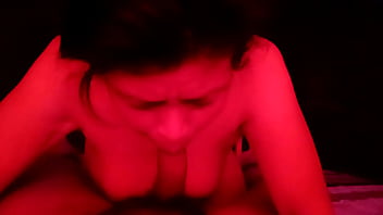 Preview 1 of Teen First Time Sex Hardcore - Madura Peru chupando cuarentena