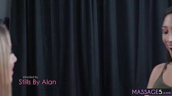 Preview 1 of Snap Vk - Sexy big ass brunette Abella Danger fingering hot babe with nice body