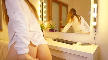Preview 2 of School Girls Sexnxx - SEXY DANCE BY THE MIRROR