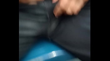 Preview 2 of Bdsm Hd Flash Handjob - Encuentro en el metro CDMX