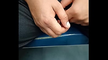 Preview 1 of Bdsm Hd Flash Handjob - Encuentro en el metro CDMX