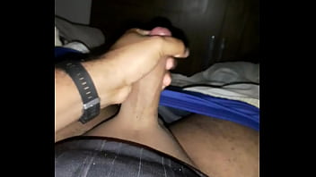Preview 3 of Suegro Y Nuera Video Casero - Bbc masturbating on bed