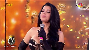 Preview 3 of Wet Pussy Fucked By Her Bf - Escotazo y descuido de Charlotte Caniggia en Cantando 2020