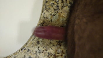 Preview 3 of Hairy Granny Anna B - Derramando leche
