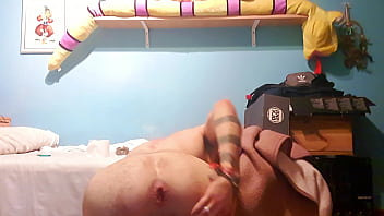 Preview 2 of Granny Turkey - Farting my gaping asshole