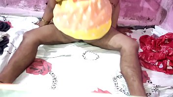 Preview 4 of Xxx Naked Downlad - इंडियन जवान भाभी प्रेमी का चूसती और चुदवाती हुई