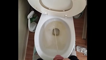 Preview 3 of Hefi - Gay pissing