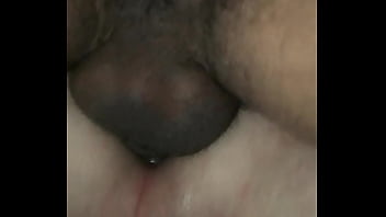 Preview 2 of Xxx Water Me - Tomando rola grossa de quatro do mlk de 19 anos