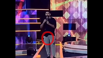 Preview 3 of Vanesa Rio Fakings - Dilsinho com rola meia bomba na cal&ccedil_a moletom