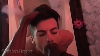 Preview 2 of Thebest Momm - Foda com o magrinho de 18 anos e um pauz&atilde_o de 23cm grosso.