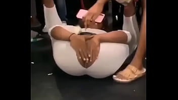 Preview 4 of All 18 Yers Old Sex Vedio - Ebony teen twerks
