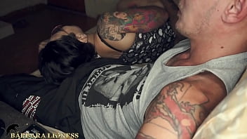 Preview 1 of Jav At Room - Dei meu cu no meu primeiro sexo anal,  chorei na rola e quase n&atilde_o aguentei! E ele ainda gozou dentro de mim! (Completo no RED) - Prod. Universo Amador