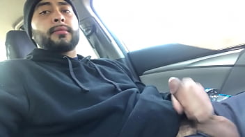 Preview 3 of Esposa Gozo Dentro - Stroking my cock in public