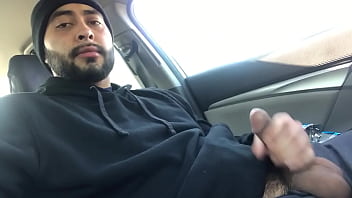 Preview 4 of Esposa Gozo Dentro - Stroking my cock in public