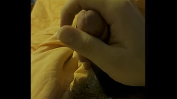 Preview 4 of Mon Pre3 - Haci&eacute_ndome una paja
