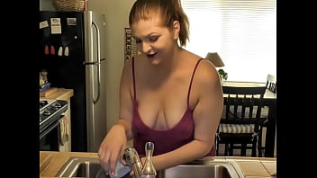 Preview 1 of Love Sex Pron - Big Girl Riley Does The Dishes