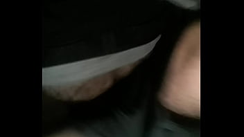Preview 3 of Xxx Video Memek Becek - Meu colega de trabalho reclamou q sua mulher n&atilde_o  estava dando. N&atilde_o teve jeito,  no intervalo tive que dar pra ele