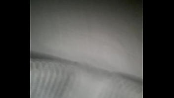 Preview 1 of Xxx Video Memek Becek - Meu colega de trabalho reclamou q sua mulher n&atilde_o  estava dando. N&atilde_o teve jeito,  no intervalo tive que dar pra ele