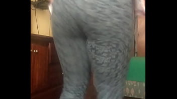 Preview 4 of Honeymoon Movies - putita bailando sexy-parte 1