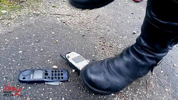 Preview 3 of Virginie Efira - Lady L crush 10 mobile phones.