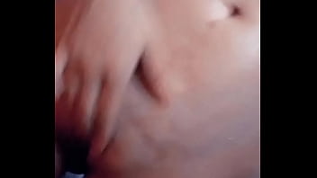 Preview 3 of Xxx Perguanos - Yo ense&ntilde_andote todo y tu viendo mi ombligo