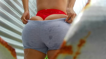 Preview 3 of Small Sgr Sex Xxx5 - GRabando a latinas en vestidor publico al aire libre