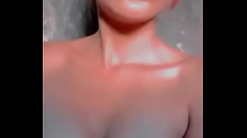 Preview 4 of Harley Ajde - Mis senos son lo m&aacute_s hermoso que veras