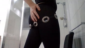 Preview 2 of Husband Porn Amazon Facesitting2 - Young Oiled Ass In Black Leggings