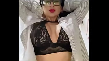Preview 1 of Hentai Blonde Virgin - Sexy tatted chick dancing