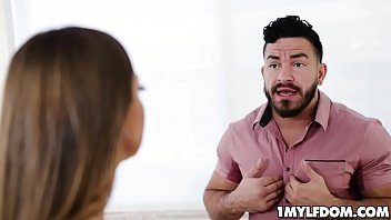 Preview 2 of Marathi Zavazavi Video - Stepsons bully fucking his stepmom Havana Bleu from below