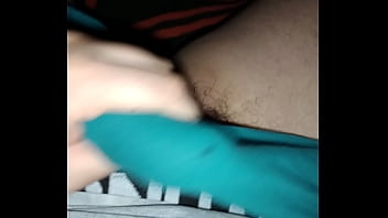 Preview 1 of Xxznm - Quede solo y me pajie